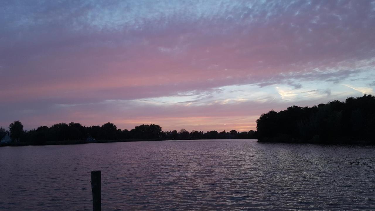 Hotel Restaurant Lakeside Uithoorn Eksteriør billede